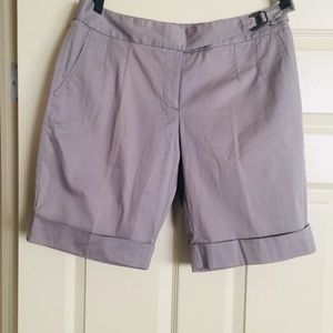Jacob Women's Burmuda Shorts.  Size 12